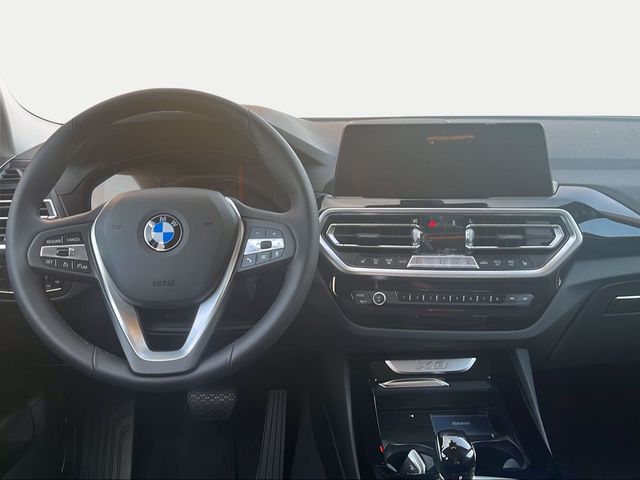 BMW X3 xDrive20d color Gris. Año 2024. 140KW(190CV). Diésel. En concesionario Ilbira Motor | Granada de Granada