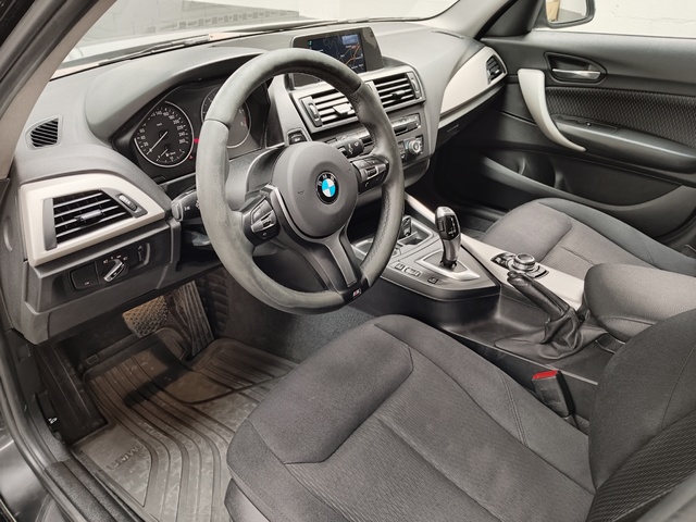 BMW Serie 1 120d color Negro. Año 2014. 135KW(184CV). Diésel. En concesionario Autoberón de La Rioja