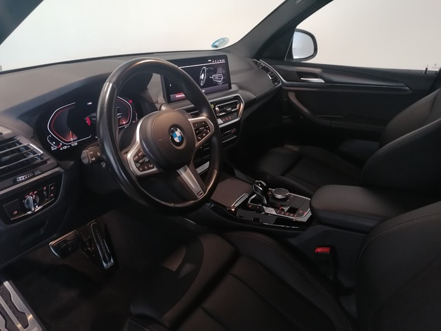BMW X3 xDrive20d color Blanco. Año 2022. 140KW(190CV). Diésel. En concesionario Adler Motor S.L. TOLEDO de Toledo