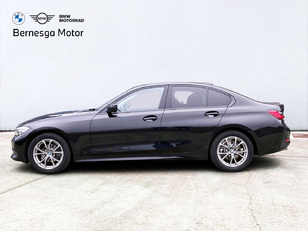 Fotos de BMW Serie 3 318d color Negro. Año 2020. 110KW(150CV). Diésel. En concesionario Bernesga Motor León (Bmw y Mini) de León