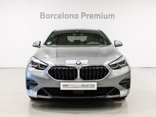 Fotos de BMW Serie 2 218d Gran Coupe color Gris. Año 2023. 110KW(150CV). Diésel. En concesionario Barcelona Premium -- GRAN VIA de Barcelona