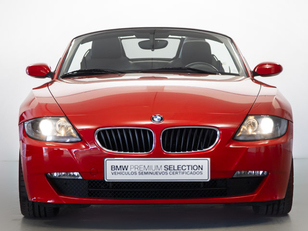 Fotos de BMW Z4 2.0 i Cabrio color Rojo. Año 2007. 110KW(150CV). Gasolina. En concesionario Fuenteolid de Valladolid