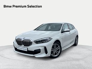 Fotos de BMW Serie 1 118i color Blanco. Año 2021. 103KW(140CV). Gasolina. En concesionario Ilbira Motor | Granada de Granada