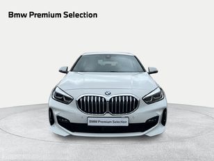 Fotos de BMW Serie 1 118i color Blanco. Año 2021. 103KW(140CV). Gasolina. En concesionario Ilbira Motor | Granada de Granada