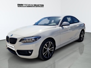 Fotos de BMW Serie 2 218d Coupe color Blanco. Año 2020. 110KW(150CV). Diésel. En concesionario Automotor Premium Marbella - Málaga de Málaga