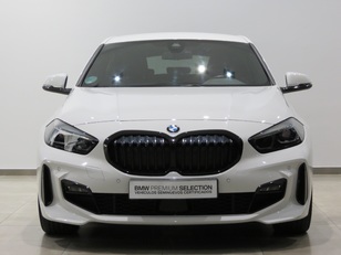 Fotos de BMW Serie 1 120d color Blanco. Año 2023. 140KW(190CV). Diésel. En concesionario DIGITAL Automoviles Fersan, S.A. de Alicante