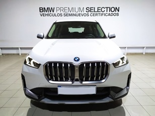 Fotos de BMW X1 xDrive25e color Blanco. Año 2024. 180KW(245CV). Híbrido Electro/Gasolina. En concesionario Hispamovil Elche de Alicante