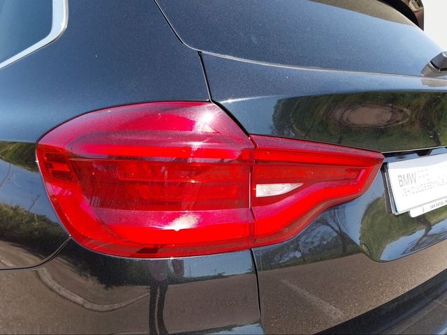 BMW X3 xDrive20d color Negro. Año 2020. 140KW(190CV). Diésel. En concesionario San Rafael Motor, S.L. de Córdoba
