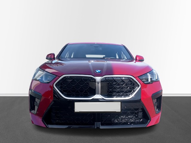 BMW X2 sDrive20i color Rojo. Año 2024. 125KW(170CV). Gasolina. En concesionario MURCIA PREMIUM S.L. JUAN CARLOS I de Murcia