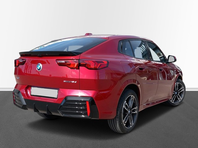 BMW X2 sDrive18d color Rojo. Año 2024. 110KW(150CV). Diésel. En concesionario CARTAGENA PREMIUM S.L. de Murcia