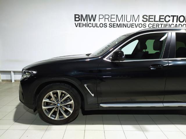 BMW X3 xDrive20d color Negro. Año 2023. 140KW(190CV). Diésel. En concesionario Hispamovil, Torrevieja de Alicante