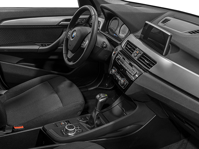 BMW X1 xDrive25e color Negro. Año 2021. 162KW(220CV). Híbrido Electro/Gasolina. En concesionario Caetano Cuzco, Salvatierra de Madrid