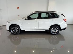 Fotos de BMW X5 sDrive25d color Blanco. Año 2015. 160KW(218CV). Diésel. En concesionario Mandel Motor Badajoz de Badajoz