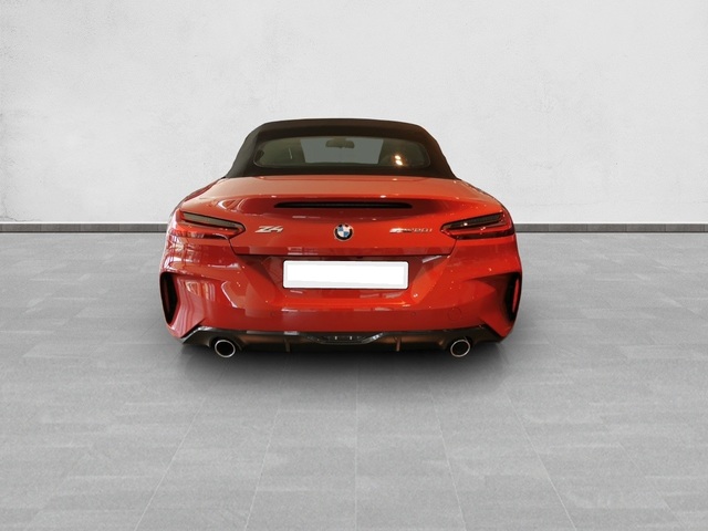 BMW Z4 sDrive20i Cabrio color Rojo. Año 2024. 145KW(197CV). Gasolina. En concesionario Enekuri Motor de Vizcaya
