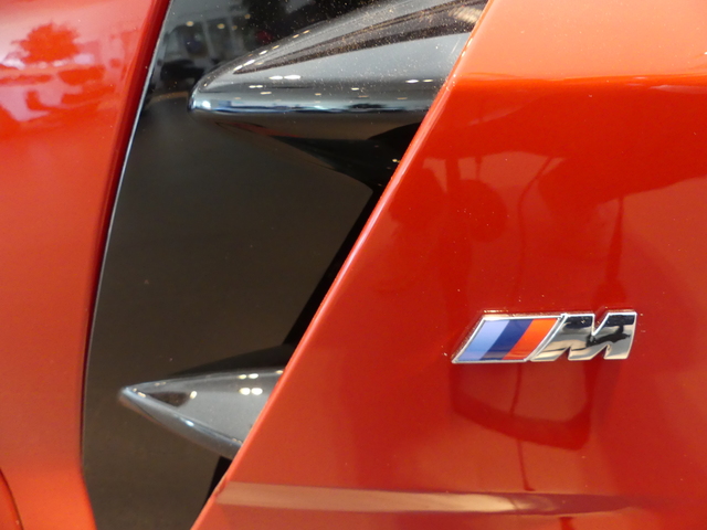 BMW Z4 sDrive20i Cabrio color Rojo. Año 2024. 145KW(197CV). Gasolina. En concesionario Enekuri Motor de Vizcaya