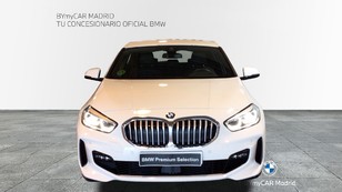 Fotos de BMW Serie 1 118d color Blanco. Año 2021. 110KW(150CV). Diésel. En concesionario BYmyCAR Madrid - Alcalá de Madrid