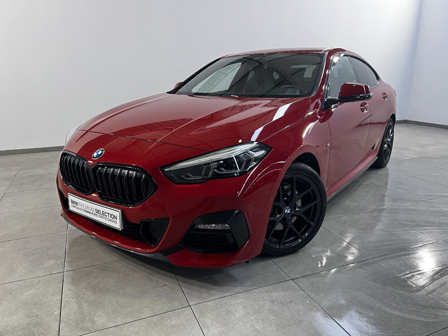 BMW Serie 2 218d Gran Coupe color Rojo. Año 2021. 110KW(150CV). Diésel. En concesionario Movitransa Cars Jerez de Cádiz