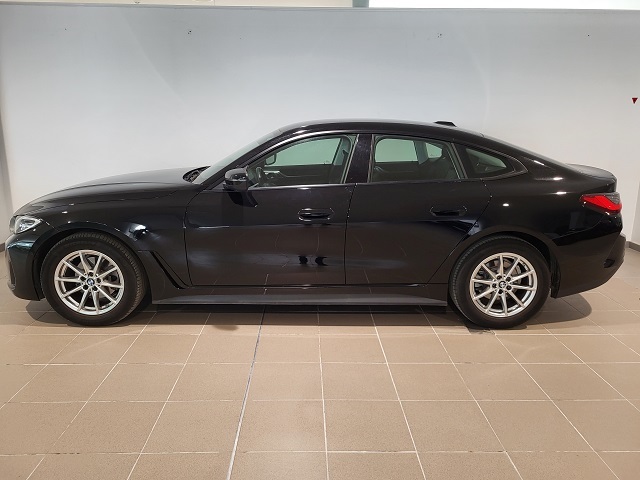BMW Serie 4 420d Gran Coupe color Negro. Año 2022. 140KW(190CV). Diésel. En concesionario Movitransa Cars Huelva de Huelva