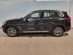 Fotos de BMW X3 xDrive20d color Negro. Año 2019. 140KW(190CV). Diésel. En concesionario Movitransa Cars Huelva de Huelva