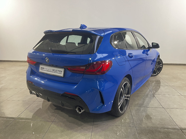 BMW Serie 1 118d color Azul. Año 2020. 110KW(150CV). Diésel. En concesionario Movitransa Cars Jerez de Cádiz