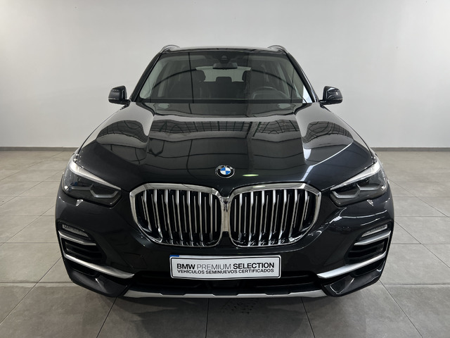 BMW X5 xDrive25d color Gris. Año 2019. 170KW(231CV). Diésel. En concesionario Movitransa Cars Jerez de Cádiz