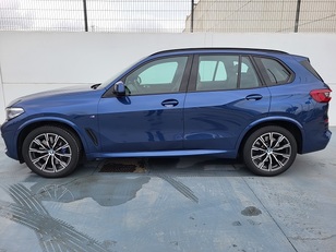 Fotos de BMW X5 xDrive30d color Azul. Año 2019. 195KW(265CV). Diésel. En concesionario Movitransa Cars Jerez de Cádiz