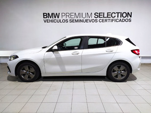 Fotos de BMW Serie 1 116d color Blanco. Año 2021. 85KW(116CV). Diésel. En concesionario Hispamovil Elche de Alicante