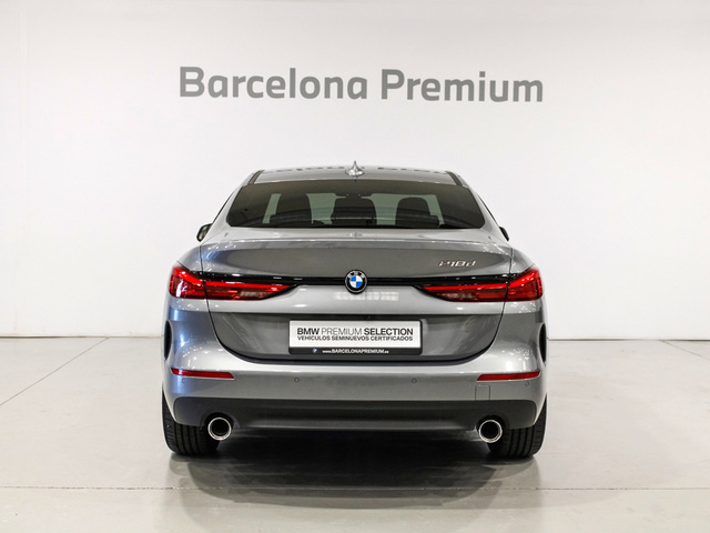 BMW Serie 2 218d Gran Coupe color Gris. Año 2023. 110KW(150CV). Diésel. En concesionario Barcelona Premium -- GRAN VIA de Barcelona