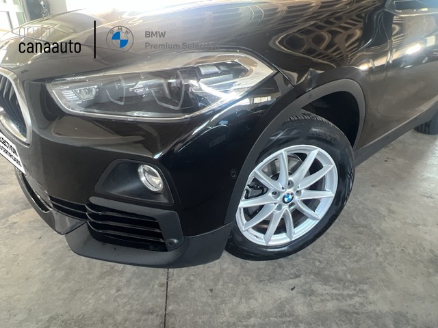 BMW X2 sDrive18d color Negro. Año 2018. 110KW(150CV). Diésel. En concesionario CANAAUTO - TACO de Sta. C. Tenerife
