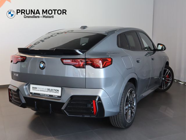 BMW X2 sDrive18d color Gris. Año 2024. 110KW(150CV). Diésel. En concesionario Pruna Motor de Barcelona