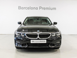 Fotos de BMW Serie 3 320i color Negro. Año 2020. 135KW(184CV). Gasolina. En concesionario Barcelona Premium -- GRAN VIA de Barcelona