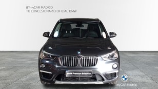 Fotos de BMW X1 sDrive18d color Gris. Año 2019. 110KW(150CV). Diésel. En concesionario BYmyCAR Madrid - Alcalá de Madrid