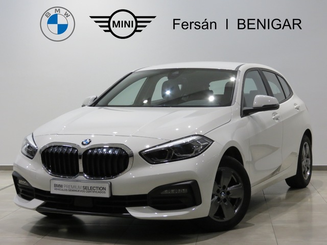 BMW Serie 1 118d color Blanco. Año 2019. 110KW(150CV). Diésel. En concesionario FINESTRAT Automoviles Fersan, S.A. de Alicante