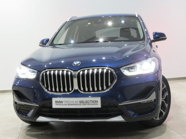 BMW X1 sDrive18d color Azul. Año 2020. 110KW(150CV). Diésel. En concesionario SAN JUAN Automoviles Fersan S.A. de Alicante