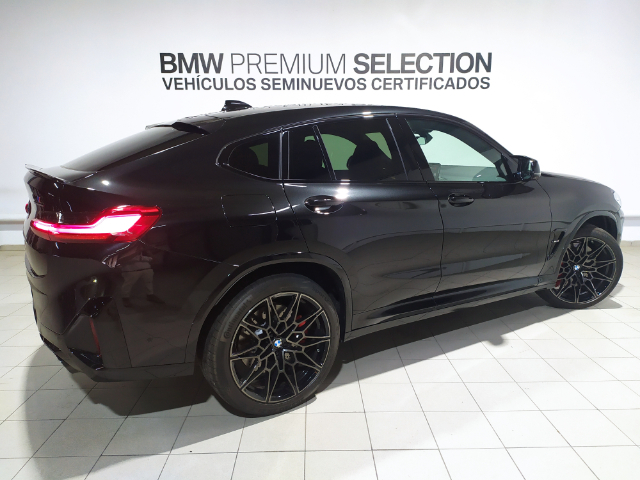 BMW M X4 M color Negro. Año 2024. 353KW(480CV). Gasolina. En concesionario Hispamovil Elche de Alicante