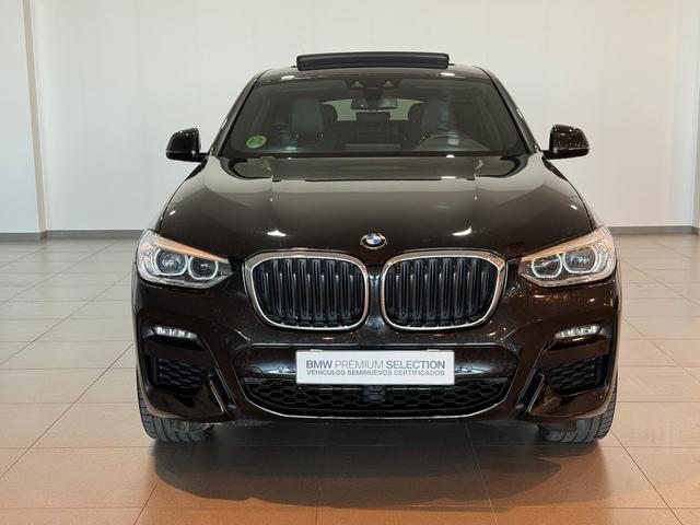 BMW X4 xDrive20d color Negro. Año 2020. 140KW(190CV). Diésel. En concesionario Tormes Motor de Salamanca