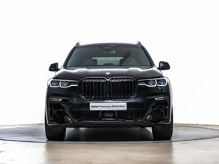 Fotos de BMW X7 M50i color Negro. Año 2021. 390KW(530CV). Gasolina. En concesionario Oliva Motor Tarragona de Tarragona