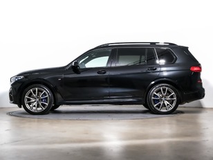 Fotos de BMW X7 M50i color Negro. Año 2021. 390KW(530CV). Gasolina. En concesionario Oliva Motor Tarragona de Tarragona
