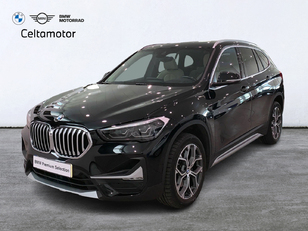 Fotos de BMW X1 sDrive18d color Negro. Año 2021. 110KW(150CV). Diésel. En concesionario Celtamotor Vigo  de Pontevedra