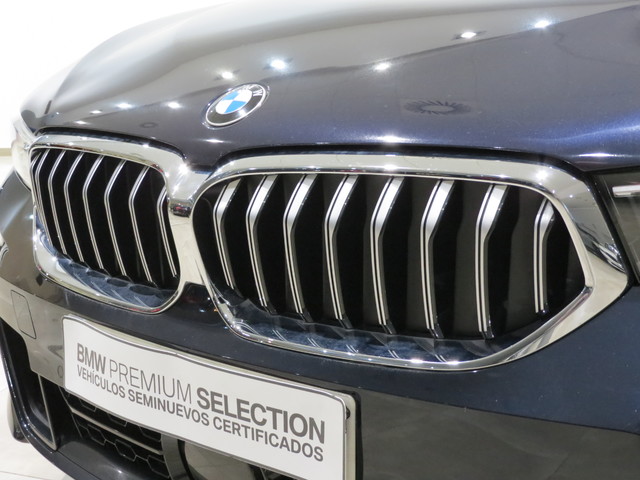 BMW Serie 6 640i Gran Turismo color Negro. Año 2022. 245KW(333CV). Gasolina. En concesionario SAN JUAN Automoviles Fersan S.A. de Alicante