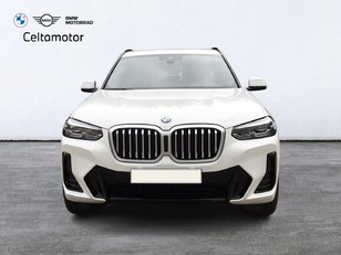 Fotos de BMW X3 xDrive20d color Blanco. Año 2023. 140KW(190CV). Diésel. En concesionario Celtamotor Vigo  de Pontevedra
