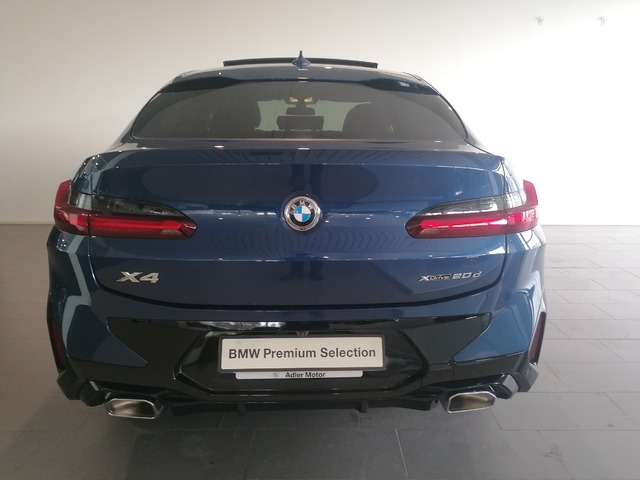 BMW X4 xDrive20d color Azul. Año 2023. 140KW(190CV). Diésel. En concesionario Adler Motor S.L. TOLEDO de Toledo