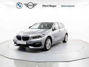 Fotos de BMW Serie 1 118i color Gris. Año 2022. 103KW(140CV). Gasolina. En concesionario Móvil Begar Alicante de Alicante
