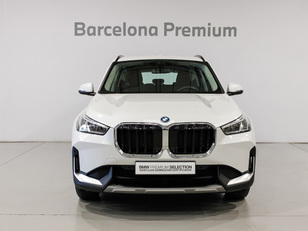 Fotos de BMW X1 xDrive25e color Blanco. Año 2023. 180KW(245CV). Híbrido Electro/Gasolina. En concesionario Barcelona Premium -- GRAN VIA de Barcelona