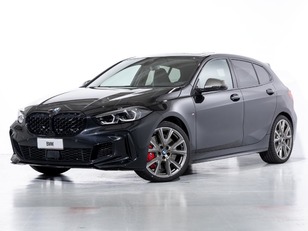 Fotos de BMW Serie 1 M135i color Negro. Año 2024. 225KW(306CV). Gasolina. En concesionario Oliva Motor Girona de Girona