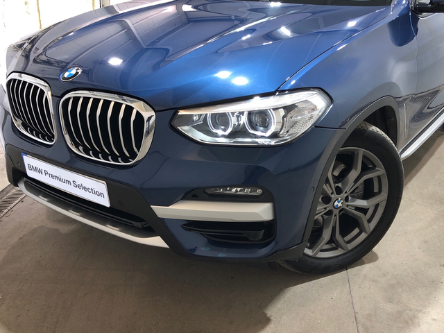 BMW X3 xDrive20d color Azul. Año 2020. 140KW(190CV). Diésel. En concesionario Movilnorte Las Rozas de Madrid