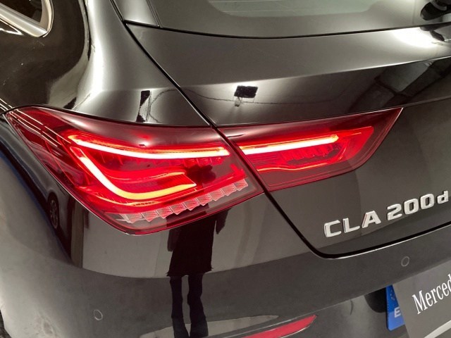 Mercedes-Benz Clase CLA CLA 200 d - 18