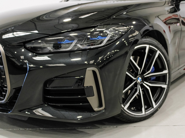 BMW Serie 4 M440i coupé color Negro. Año 2021. 275KW(374CV). Gasolina. En concesionario Barcelona Premium -- GRAN VIA de Barcelona