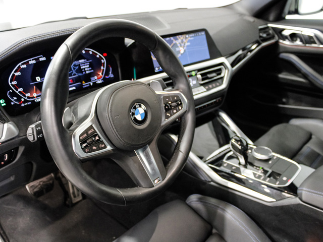 BMW Serie 4 M440i coupé color Negro. Año 2021. 275KW(374CV). Gasolina. En concesionario Barcelona Premium -- GRAN VIA de Barcelona
