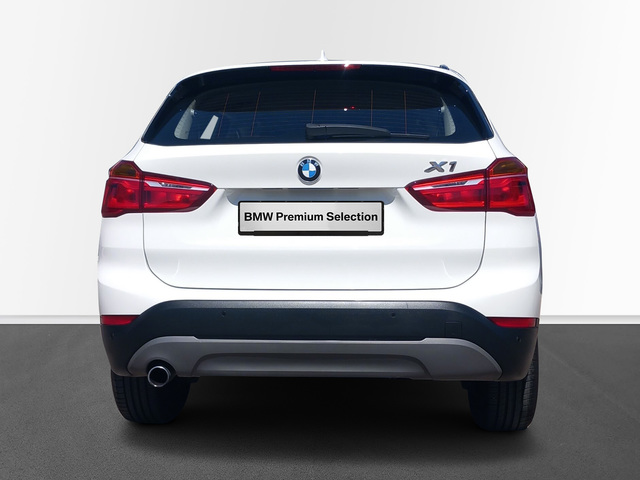 BMW X1 sDrive18d color Blanco. Año 2018. 110KW(150CV). Diésel. En concesionario Murcia Premium S.L. AV DEL ROCIO de Murcia